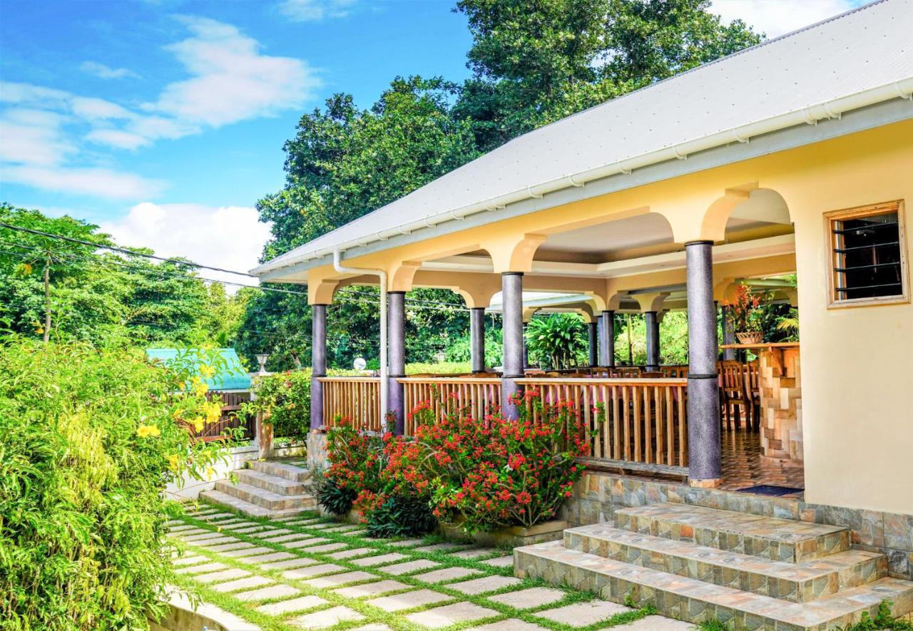 Bernique Guesthouse La Digue Luaran gambar