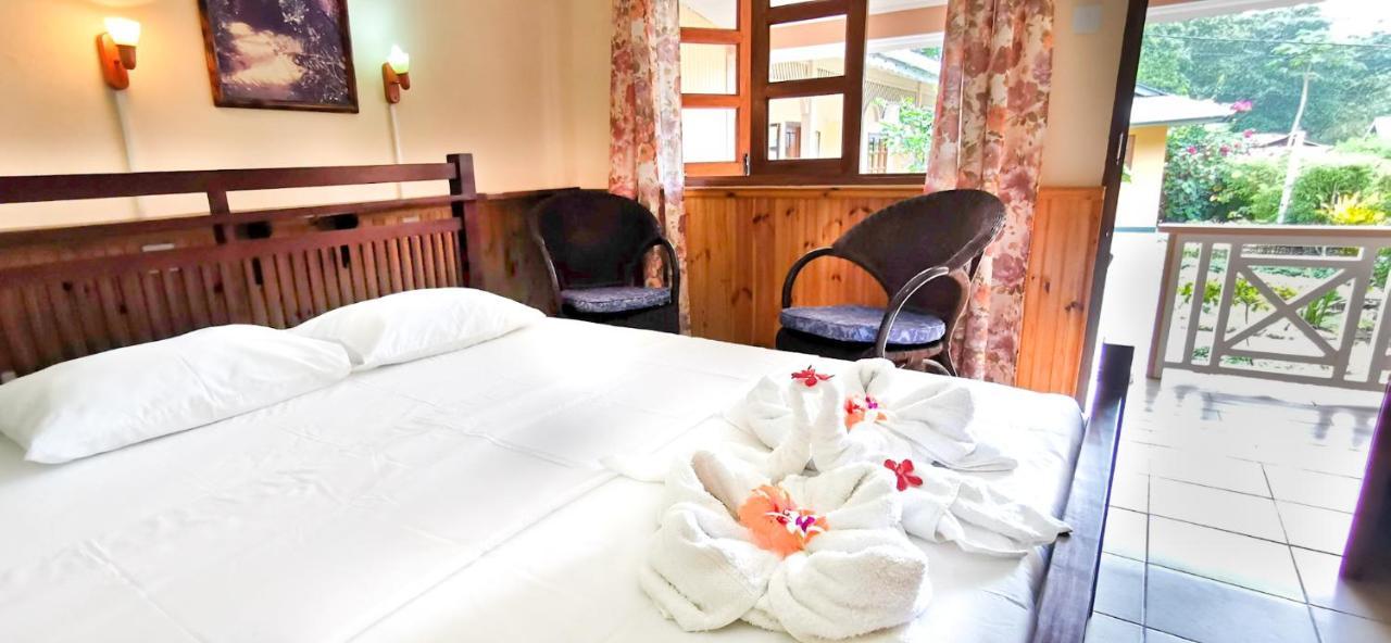 Bernique Guesthouse La Digue Luaran gambar